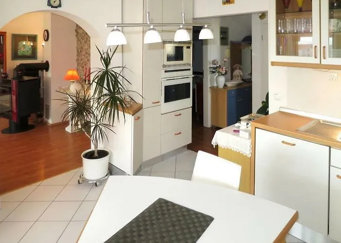 Apartman Suai *