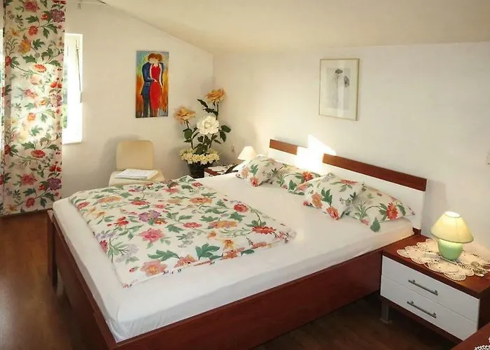 Apartman Suai *