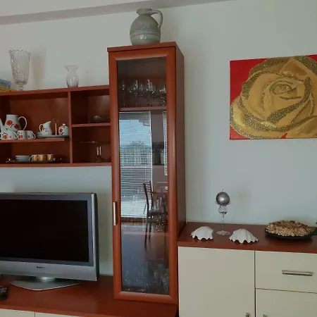 Suai Apartment Turanj