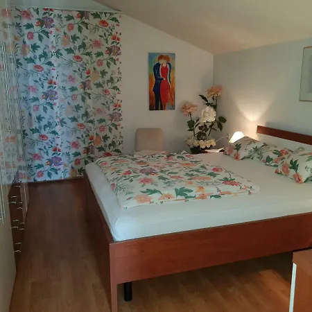 Suai Apartment Turanj