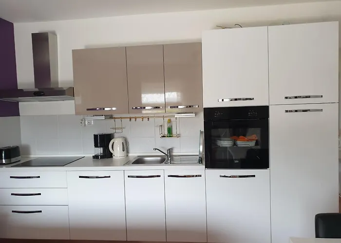 Suai Apartman Turanj